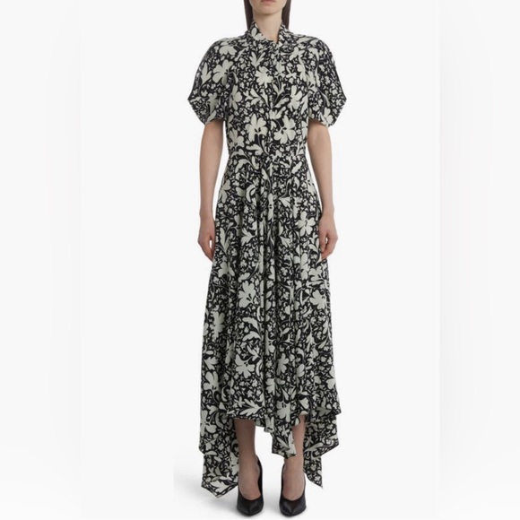 Stella McCartney Dresses & Skirts - NWT $2220 Stella McCartney Floral Print Puff Sleeve Silk Dress - 10 US / 44 IT !